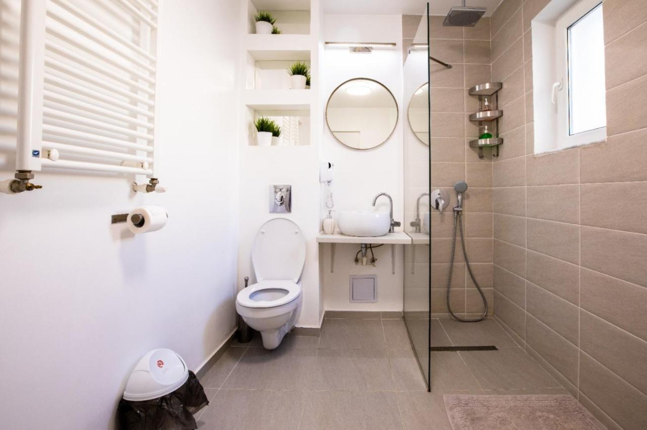 בוקרשט Citadella Atheneum Apartment מראה חיצוני תמונה